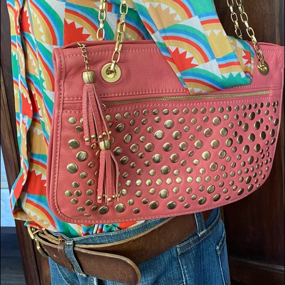 Frosting by Mary Norton Pink baguette, with tassels and Gold interior - Picture 2 of 16